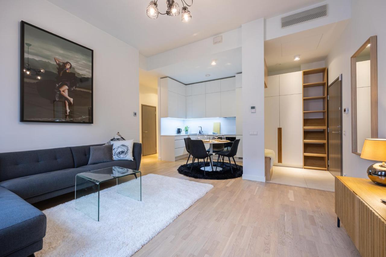 Rotermanni Apartment#Top Location#Spacious#Free Parking Tallinn Bagian luar foto