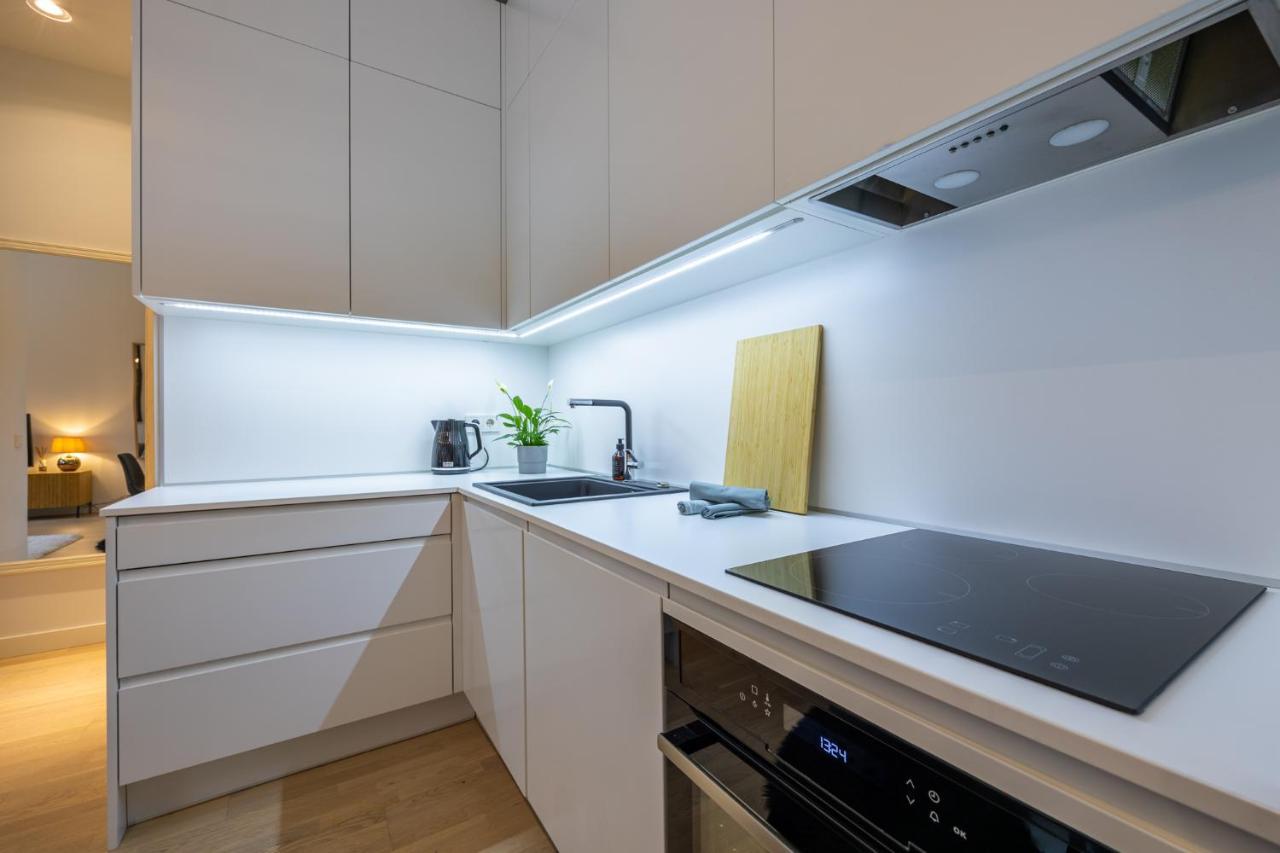 Rotermanni Apartment#Top Location#Spacious#Free Parking Tallinn Bagian luar foto