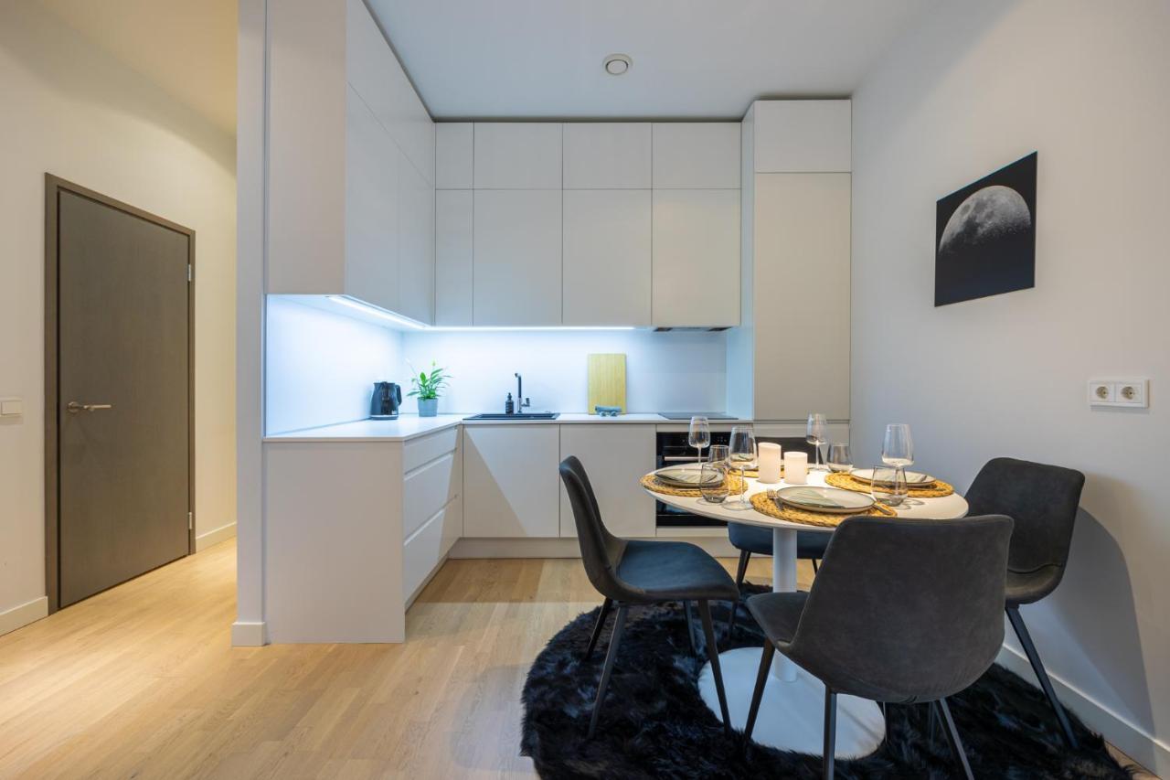 Rotermanni Apartment#Top Location#Spacious#Free Parking Tallinn Bagian luar foto